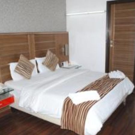 Hotel Metro Continental Delhi  Chambre photo