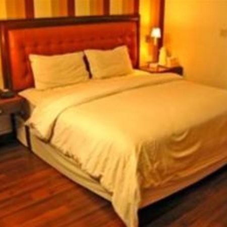 Hotel Metro Continental Delhi  Extérieur photo